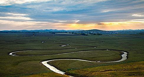 《仙剑奇侠传7》官方为女主换新白丝：听说你喜欢她美腿